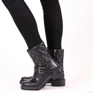 Aquatalia LEVA smooth black leather quilted boots